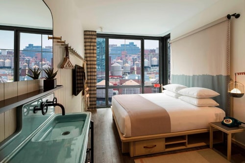 King Room Near Oscar Wilde NYC 1 Luxury Bookings
