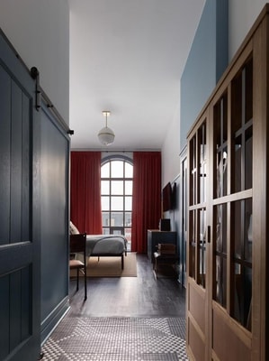 Deluxe King Room Near Nola Bar Kitchen CHI 4 Luxury Bookings