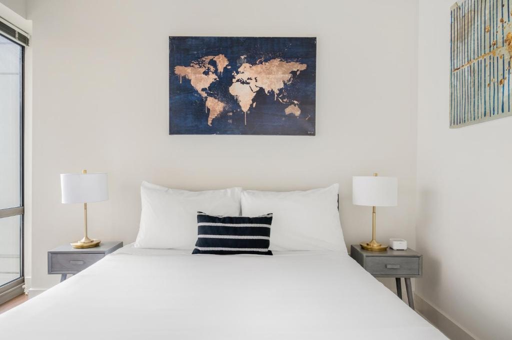 Studio Apartment Near IL Park CHI Luxury Bookings