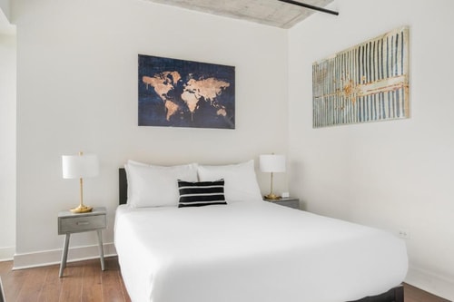 Studio Apartment Near IL Park CHI 1 Luxury Bookings
