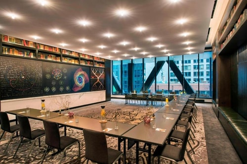 Queen Room Near Ron of Japan CHI 9 Luxury Bookings