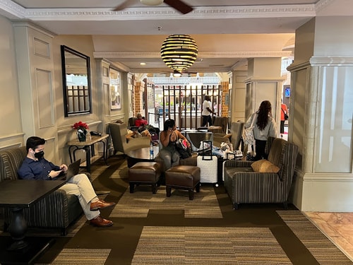 One Bedroom King Suite Near Coinstar ORL 4 Luxury Bookings