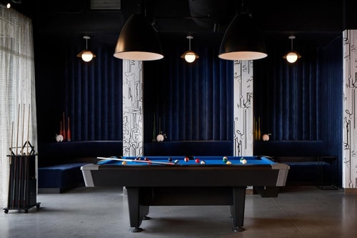 King Room Near Tennis Court by Luxury Bookings ORL 11 Luxury Bookings