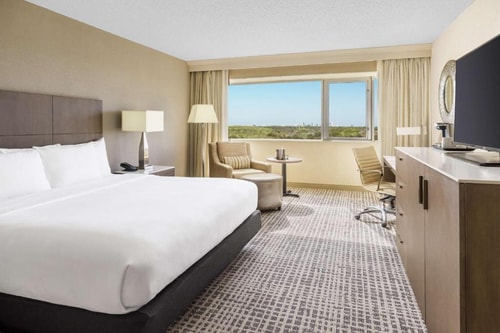 King Room Near Airport Lakes Park ORL 1 Luxury Bookings