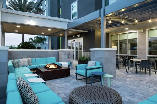 King Studio Suite Near Airport Lakes Park ORL 9 Luxury Bookings