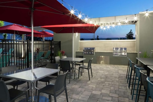 King Studio Suite Near Airport Lakes Park ORL 11 Luxury Bookings