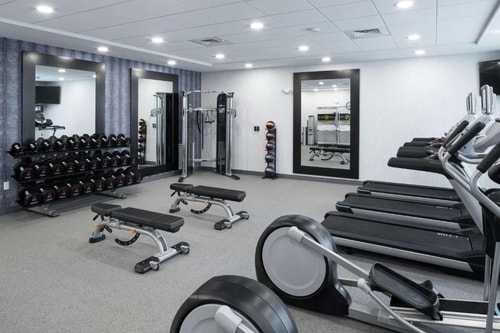 King Studio Suite Near Airport Lakes Park ORL 12 Luxury Bookings