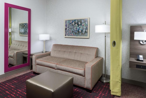 King Studio Suite Near Airport Lakes Park ORL 2 Luxury Bookings