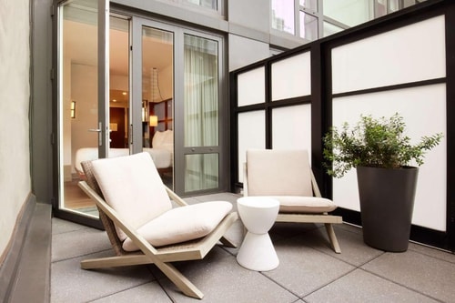 Queen Room Near Oscar Wilde NYC 7 Luxury Bookings