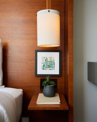 Queen Room Near Oscar Wilde NYC 2 Luxury Bookings