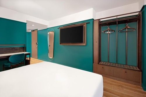King Room Near Bryant Park NYC 1 Luxury Bookings