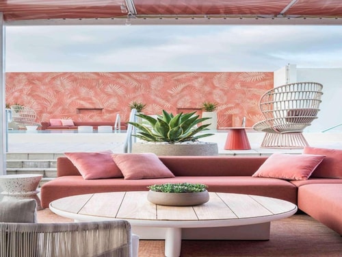 Superior King Room Near Simpson Park MIA 11 Luxury Bookings