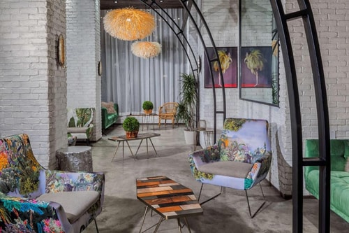 One King Bed Hearing Accessible Near Mercato NYC 10 Luxury Bookings
