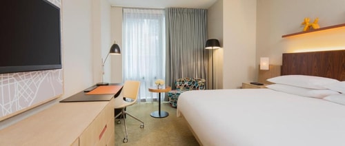 King Room Near Bar 54 NYC 5 Luxury Bookings