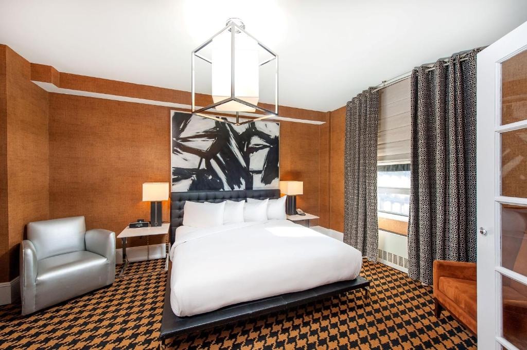 Superior Queen Room Near RPM Underground NYC Luxury Bookings