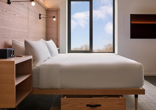 Standard Studio Near McDonalds NYC 1 Luxury Bookings