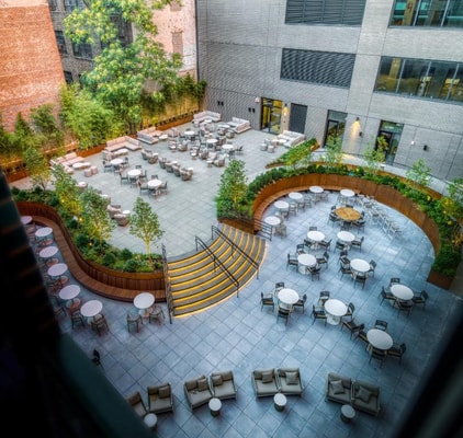 Standard Studio Near McDonalds NYC 8 Luxury Bookings