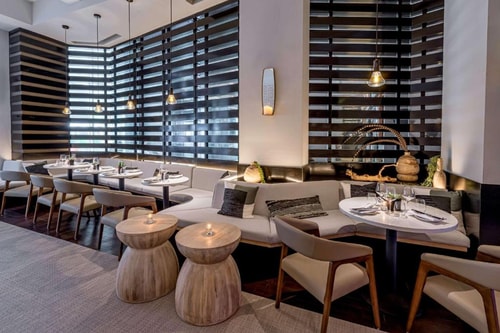 Queen Room Near El Coco NYC 10 Luxury Bookings