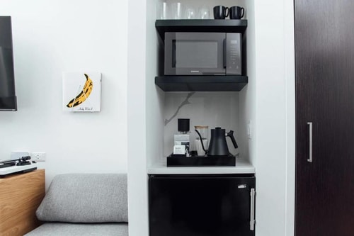 Studio Near Industry Kitchen NYC 13 Luxury Bookings