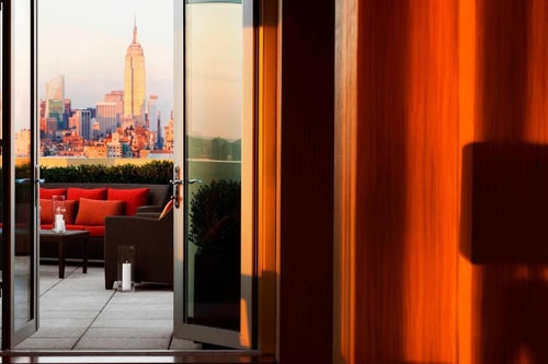 Standard King Room Near Bubby's NYC 10 Luxury Bookings