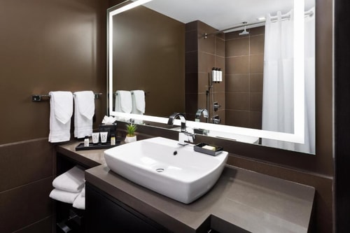 Social City View King Near Beast & Butterflies NYC 2 Luxury Bookings