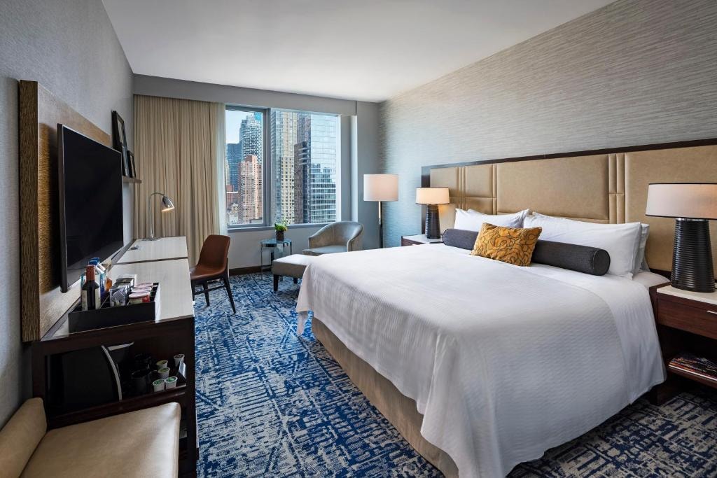 Classic King Room Near Big Apple Gift NYC Luxury Bookings