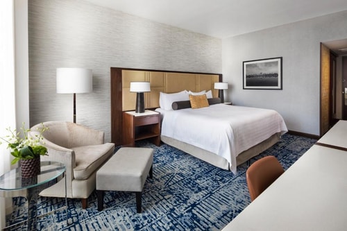 Classic King Room Near Big Apple Gift NYC 1 Luxury Bookings