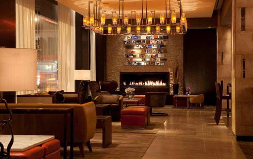 Classic King Room Near Big Apple Gift NYC 9 Luxury Bookings