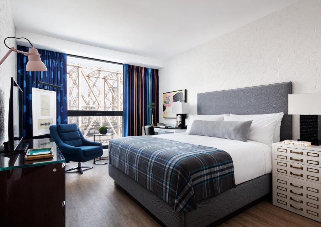 Graduate King Near Anything At All NYC Luxury Bookings