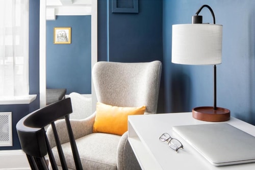 Premium Queen Room Near Old Navy NYC 4 Luxury Bookings
