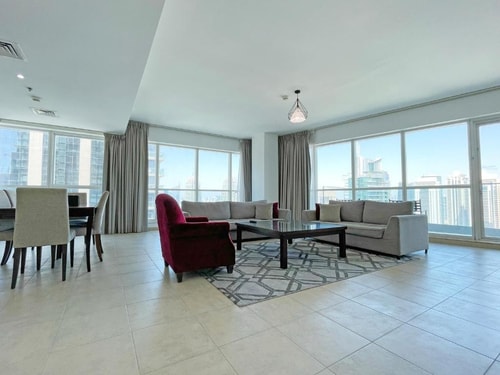 Deluxe One Bedroom In Marina By Luxury Bookings 16 Luxury Bookings