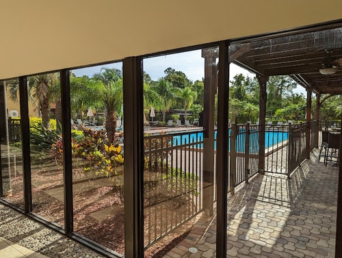 Standard Room Near Machine Gun America ORL 9 Luxury Bookings