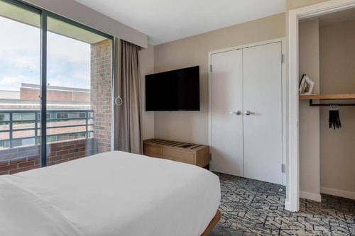 1 Bedroom Suite Near Harris Teeter Pharmacy WDC 1 Luxury Bookings