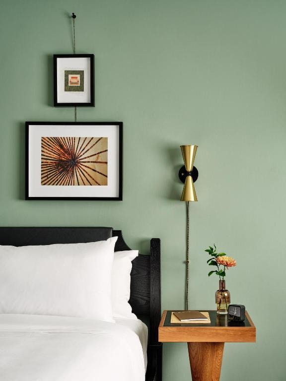 Deluxe King Near Neil Simon Theatre NYC Luxury Bookings