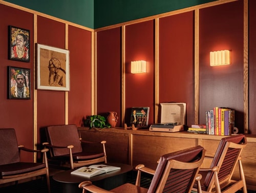 Deluxe King Near Neil Simon Theatre NYC 10 Luxury Bookings