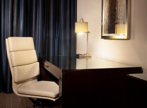 King Room Near King Street Gardens Park WDC 3 Luxury Bookings