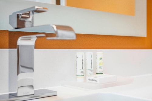 King Studio Near Cranes Roost Park ORL 7 Luxury Bookings