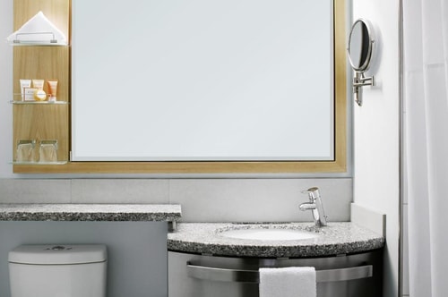 Standard Queen Room Near Liberty Park NYC 3 Luxury Bookings