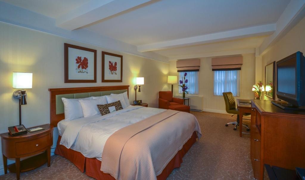 Deluxe Room Near Staples NYC Luxury Bookings