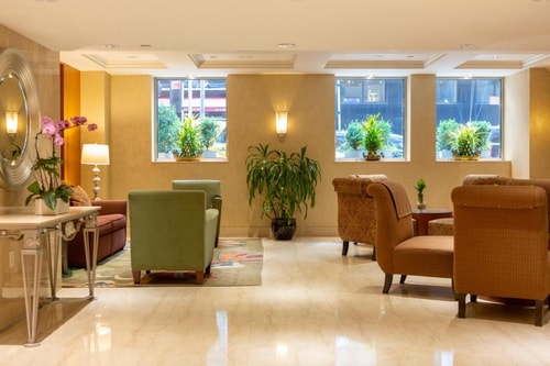 Deluxe Room Near Staples NYC 13 Luxury Bookings