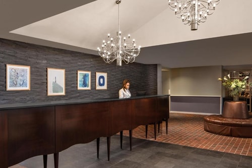 Deluxe Guest Room Near King Street Garden Park WDC 6 Luxury Bookings