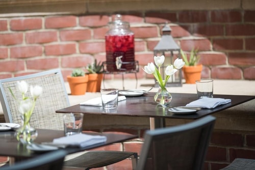 Deluxe Guest Room Near King Street Garden Park WDC 11 Luxury Bookings