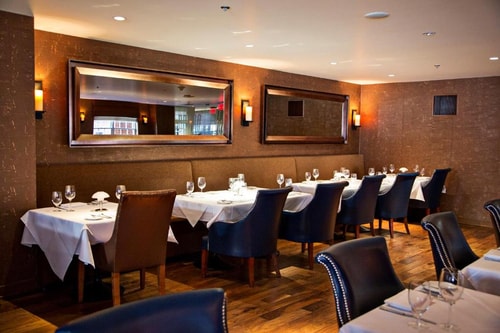 Deluxe Guest Room Near King Street Garden Park WDC 10 Luxury Bookings