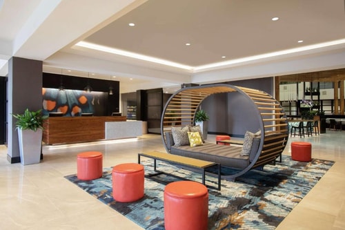 King Suite Near Florida Realtors ORL 4 Luxury Bookings