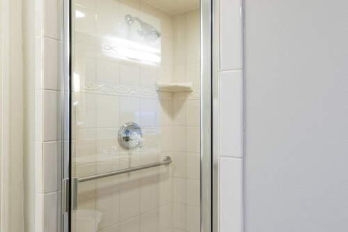 Two Bedroom Villa Near Lake Bryan ORL 2 Luxury Bookings