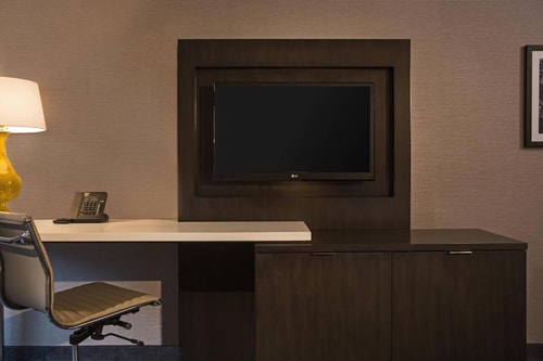 King Room Near The Smith NYC 12 Luxury Bookings