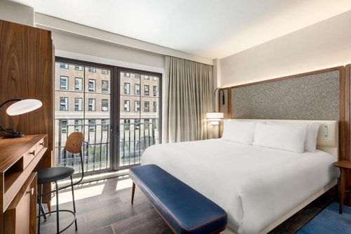 Classic King Room Near Oscar Wilde NYC Luxury Bookings