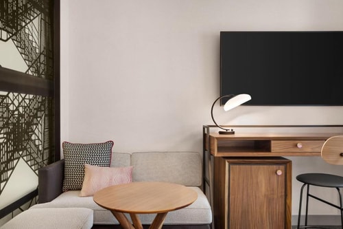 Classic King Room Near Oscar Wilde NYC 3 Luxury Bookings