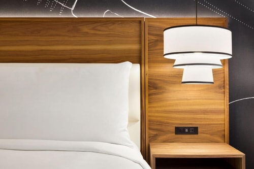 Classic King Room Near Oscar Wilde NYC 1 Luxury Bookings