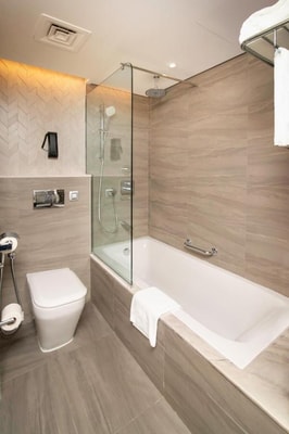 Premier Room Sea View Near Corniche Beach 7 Luxury Bookings